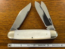 Fight'n Rooster Ltd Ed 1989 International Cutlery Club Cigar Knife w/MOP Scales