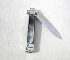 NEW A.G.A. CAMPOLIN 9" AUTOMATIC MALTESE BRAZILIAN HORN MODIFIED BAYONET BLADE SOLID N/S BOLSTERS