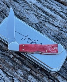 CASE XX ** 2023 CHRISTMAS OLD RED MINI COPPERLOCK WITH JOYFUL ARTWORK