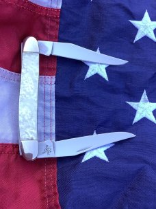 Case xx 2007 Premier Edition Muskrat Knife (Muskrat SS) w/ White Pearl Corelon Handles