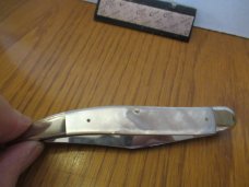 Fight'N Rooster 1991 Pearl Large Texas Tooth pick 