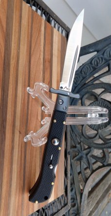 AKC 9 inch G10 Roma Automatic Swinguard