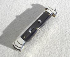 NEW A.G.A. CAMPOLIN 9" AUTOMATIC MALTESE BRAZILIAN HORN MODIFIED BAYONET BLADE SOLID N/S BOLSTERS