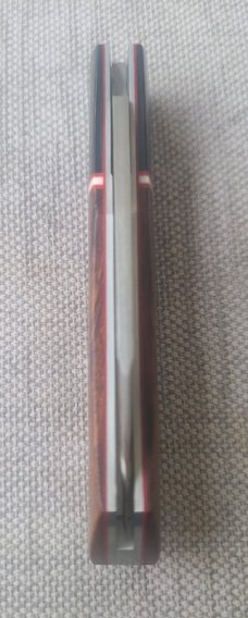 Willem Steenkamp Dino.3 5/8"..M390..Ironwood scales....micarta Bolstesters.. spacer...slip.pouch.coa
