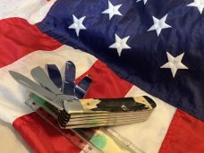 Case xx 1997, 3 dot, "The Beast" Trapper Knife (MDL# 5554 SS) w/ Great Black Stag Handles -NOS