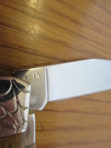Case XX Wild Horse Customs Antique Bone Woodland Widow Trapper 1 of 25 