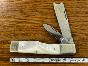 Fight'n Rooster Ltd Ed 1981 "Kotton Country Knife Collector" Gunstock Knife w/MOP Scales SN#020 Germ