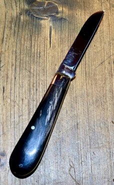 Taylor's Eye Witness Sheffield Premium Lambsfoot with Buffalo Horn Scales & Back Spring Filing