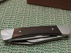 Buck in English Script Mustang Model # 701