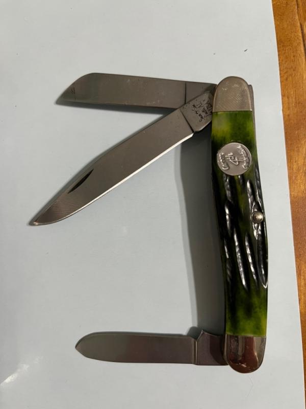 Bear and Sons small stockman