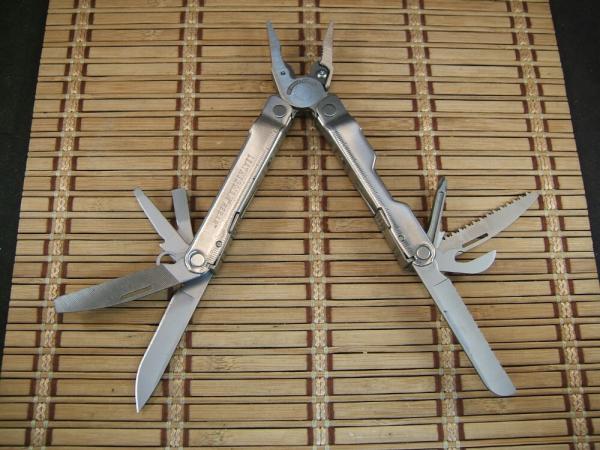 LEATHERMAN REBAR SILVER MULTI-TOOL PORTLAND OR. NEAR MINT NEVER USED OR CARRIED CONDITION W/17 TOOLS LEATHERMAN REBAR SILVER MULTI-TOOL PORTLAND OR. NEAR MINT NEVER USED OR CARRIED CONDITION W/17 TOOLS