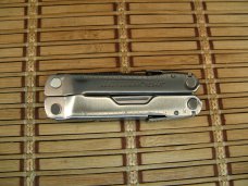 LEATHERMAN REBAR SILVER MULTI-TOOL PORTLAND OR. NEAR MINT NEVER USED OR CARRIED CONDITION W/17 TOOLS