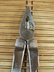 LEATHERMAN REBAR SILVER MULTI-TOOL PORTLAND OR. NEAR MINT NEVER USED OR CARRIED CONDITION W/17 TOOLS