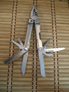 LEATHERMAN REBAR SILVER MULTI-TOOL PORTLAND OR. NEAR MINT NEVER USED OR CARRIED CONDITION W/17 TOOLS