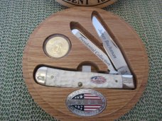 W.R.Case & Sons 2010 White Trapper Presidential Dollar Set Item # 09684