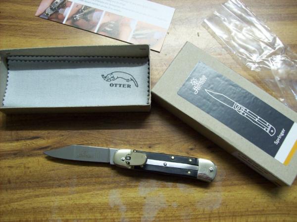 Hubertus Knife Solingen, Germany Small 08 Exotic Black Ebony Wood 5 3/4 " Open Lilyput NIB