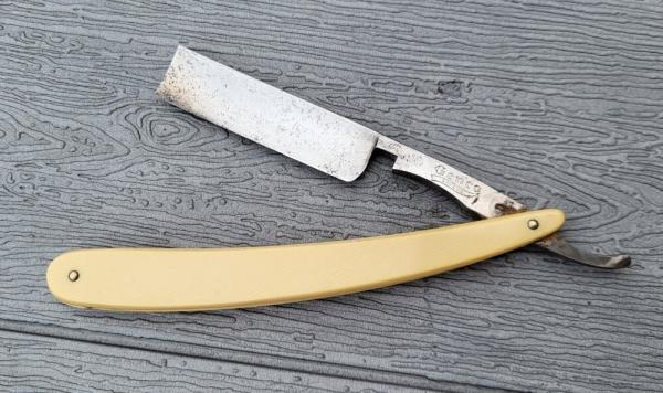 5/8" Genco Straight Razor, Geneva Cutlery NY, USA 5/8" Genco Straight Razor, Geneva Cutlery NY, USA