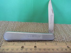 Queen Metal Handle  Big Chief  Model  45