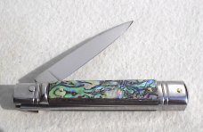 NOS AKC 8" CLASSIC SWITCHBLADE SLIM LEVER LOCK GENUINE ABALONE SHELL SWEDGE BLADE MANIAGO ITALY