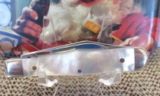 Case XX 2001 Pearl Christmas Edition Coca-Cola Santa  Half Coke Bottle Pattern # 8225 1/2  SS