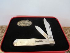 Case XX 2001 Pearl Christmas Edition Coca-Cola Santa  Half Coke Bottle Pattern # 8225 1/2  SS