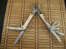 LEATHERMAN REBAR MULTI-TOOL NEW UNUSED NEVER CARRIED PORTLAND, OR USA MADE 17 TOOLS W/LEATHER SHEATH