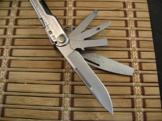 LEATHERMAN REBAR MULTI-TOOL NEW UNUSED NEVER CARRIED PORTLAND, OR USA MADE 17 TOOLS W/LEATHER SHEATH