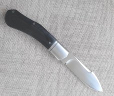 Vincenzo Balistreri El Zorro Slipjoint...Black Micarta.."Z"red shield...ringed bolsters..Coa & Sl sl