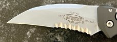 Microtech Kestrel Switchblade Knife, Silver Serrated Blade, Original Box, Papers & Sheath