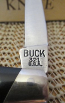 Buck Pre Date Code Rough Saw Cut Black Delrin Bird Knife Model #321