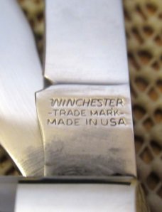 Winchester 2003  Pearl Doctors Knife with Spatula Model # WR 28082 
