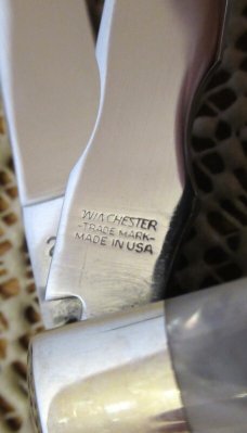 Winchester 2003  Pearl Doctors Knife with Spatula Model # WR 28082 