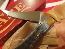 Case xx pocket worn russlock 