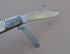 Schrade 2 Blade Barlow Scrimshaw Near Mint Never used otr Honed 3 1/4" Closed Fancy Nickel Bolsters