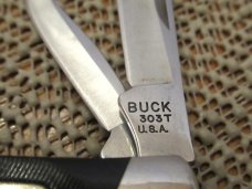 Buck 2003 Delrin Handle Rough Cut Stockman Model # 303 