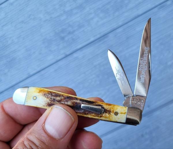 Schatt & Morgan Titusville PA. Keystone Series 2005 Stag 032117 Reversed Peanut Knife