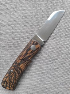 Birdvis Hitchcock..Rare Plattan wood..Cpm154..Jeweled liners..box.coa..slip..sticker..DOB 9/2021