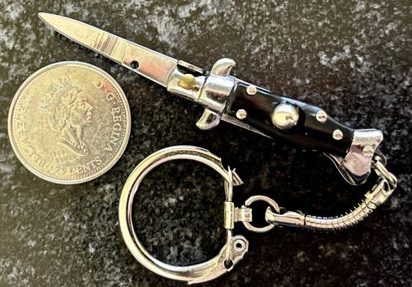 Miniature Keychain Switchblade Knife, Taiwan, Fishtail Style, Unused 
