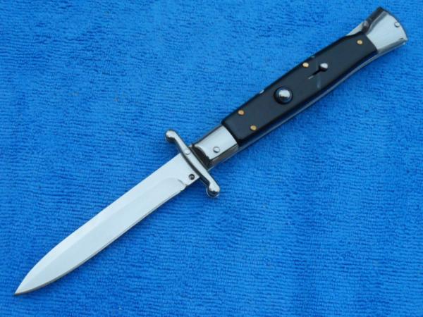New 9" Swinguard Blackhorn handles Bayonet blade 