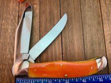 Colonel Coon by Queen Folding Hunter Smooth Orange Bone Saber Ground 1 of 200