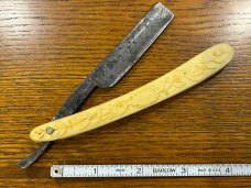 Lee's Warranted Razor (228)