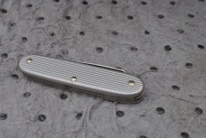 Swiss Army Victorinox Alox Soldiers Knife 6 Functions Aluminum Color Dated 2003