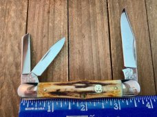 Colonel Coon by Queen Fiddleback Split Backspring Whittler Stag