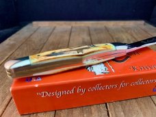 Colonel Coon by Queen Fiddleback Split Backspring Whittler Stag