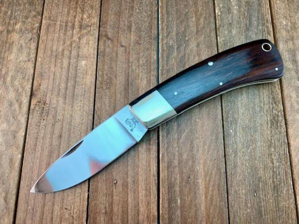 Hen and Rooster A.G. Russell Era Ebony Solingen Germany Hen and Rooster A.G. Russell Era Ebony Solingen Germany