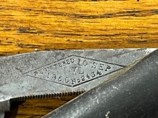 Geo Wostenholm & Son's Doubly Carbonized I*XL Razor 1850 (215)