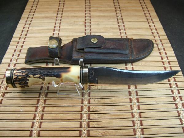 SCHRADE UNCLE HENRY 153UH GOLDEN SPIKE VINT. 1980'S OLDER HIGH CARBON STEEL FIXED BLADE KNIFE/SHEATH SCHRADE UNCLE HENRY 153UH GOLDEN SPIKE VINT. 1980'S OLDER HIGH CARBON STEEL FIXED BLADE KNIFE/SHEATH