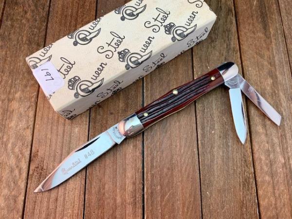 Queen Cutlery Fiddle Back Whittler #48 Amber Winterbottom Bone 