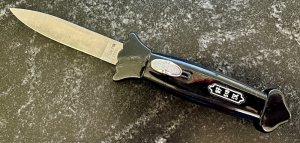 Unique Double Action Out The Front (OTF) Switchblade Knife, Unused