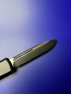 Microtech UTX-85 S/E OTF Automatic Knife Black 
